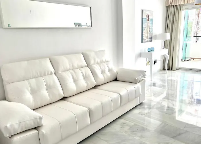 Mi Capricho Beachfront- P300 - Apartment With Sea View