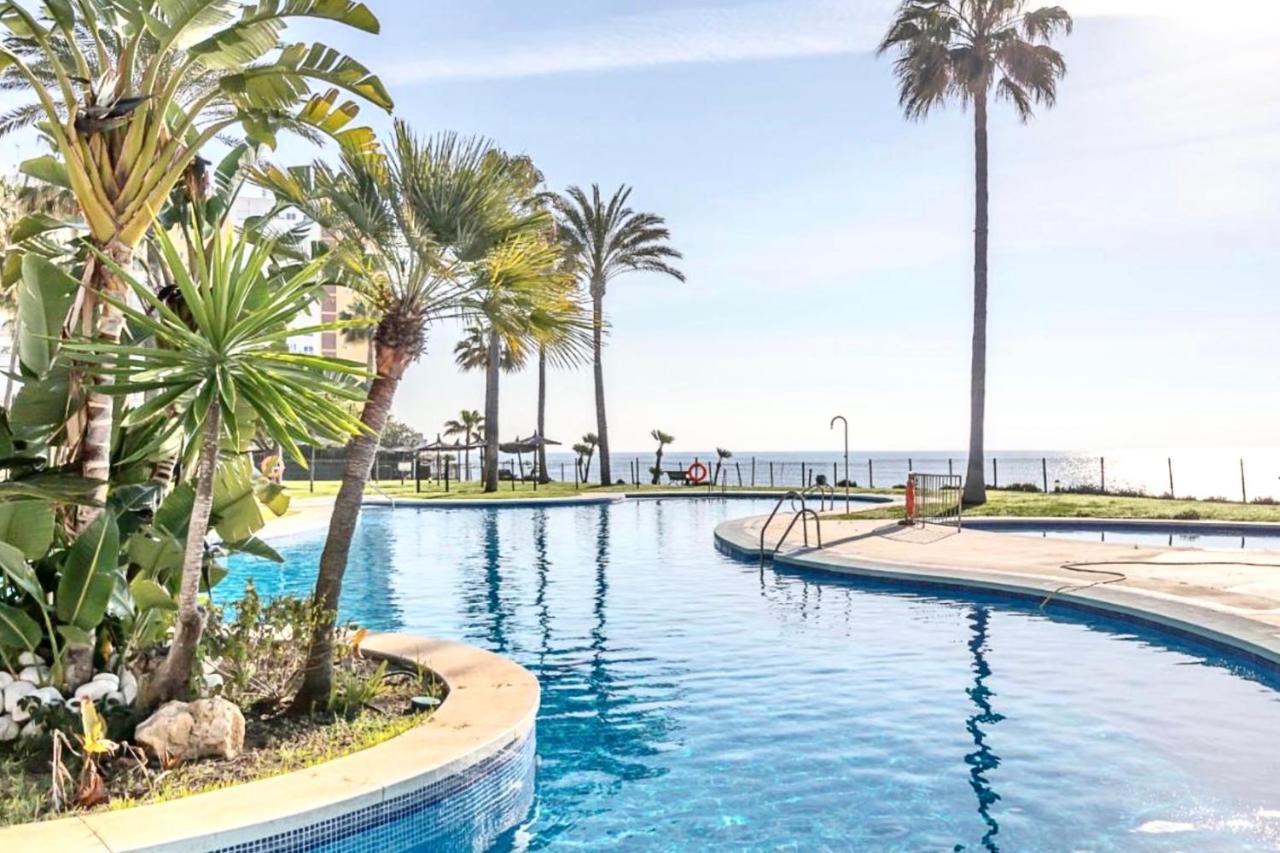 Apartment Mi Capricho Beachfront- P300 - With Sea View